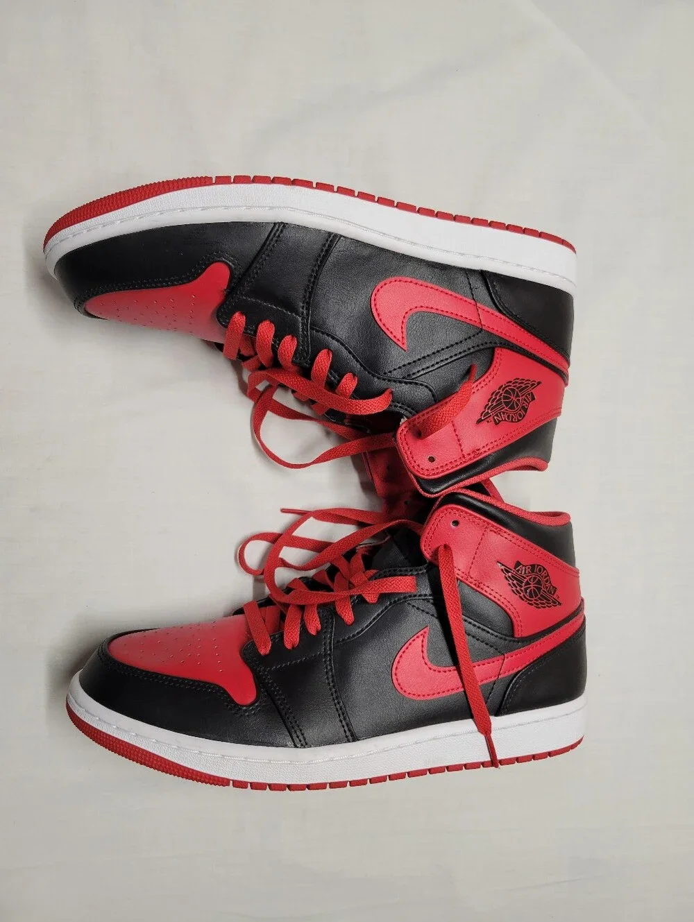 Air Jordan 1 Mid DQ8426-060 Black/Fire Red Alternate Bred Men's Size 11